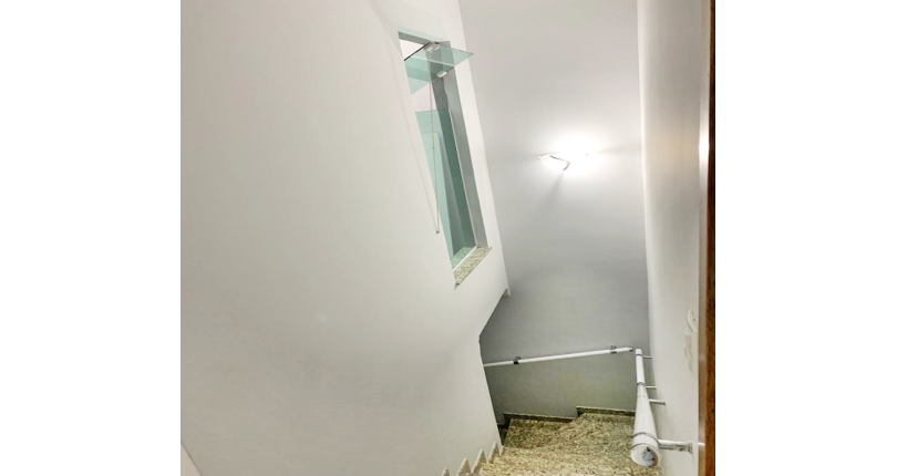 LINDO Sobrado à venda na Vila Bonilha na Rua Luís Afonso, com 3 dormitórios