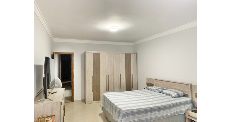 LINDO Sobrado à venda na Vila Bonilha na Rua Luís Afonso, com 3 dormitórios