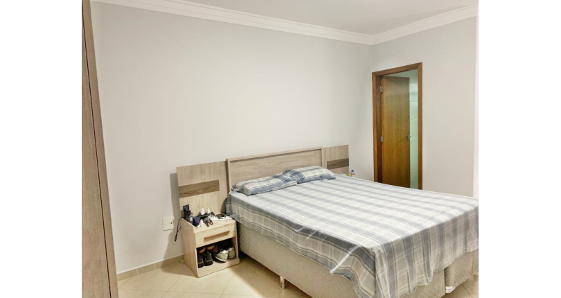 LINDO Sobrado à venda na Vila Bonilha na Rua Luís Afonso, com 3 dormitórios