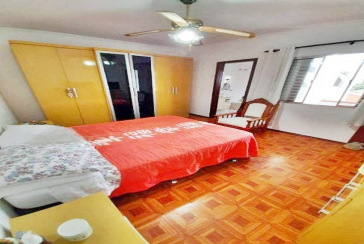 Belo Sobrado à venda na Vila Pereira Barreto na Rua Luís de Andrade,