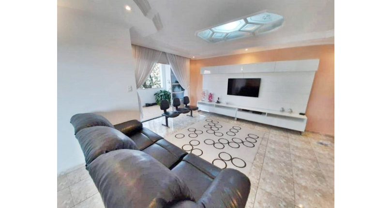 Belo Sobrado à venda na Vila Pereira Barreto na Rua Luís de Andrade, acesse nosso site e veja mais imoveis https://www.medizimoveis.com.br/venda/sp/sao-paulo/vila-pereira-barreto/sobrado/