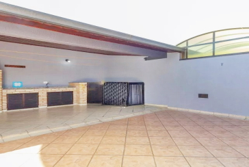 Lindo Sobrado à venda na Vila Pereira Barreto na Rua Celso Vieira,