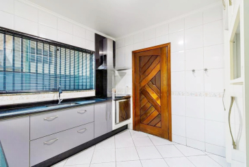 Lindo Sobrado à venda na Vila Pereira Barreto na Rua Celso Vieira,