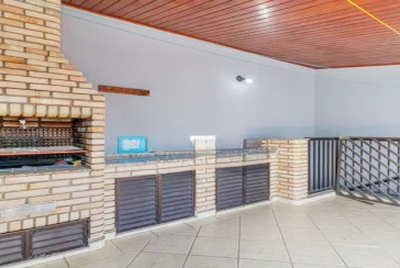 Lindo Sobrado à venda na Vila Pereira Barreto na Rua Celso Vieira,