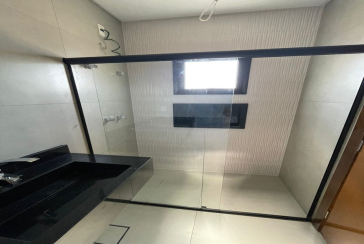 Lindo Sobrado novo à venda no Jardim Regina na Rua Francisco Ursaia, 51A