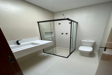 Lindo Sobrado novo à venda no Jardim Regina na Rua Francisco Ursaia, 51A