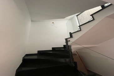 Lindo Sobrado novo à venda no Jardim Regina na Rua Francisco Ursaia, 51A