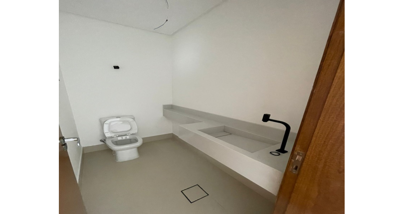 Lindo Sobrado novo à venda no Jardim Regina na Rua Francisco Ursaia, 51A