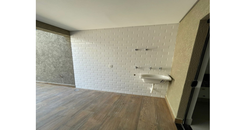 Lindo Sobrado novo à venda no Jardim Regina na Rua Francisco Ursaia, 51A