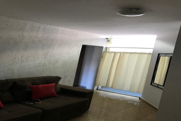 Casa à venda no Jardim Santo Elias na Rua Domingos Sérgio dos Anjos