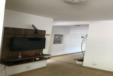 Casa à venda no Jardim Santo Elias na Rua Domingos Sérgio dos Anjos