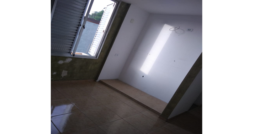 Casa à venda no Jardim Santo Elias na Rua Domingos Sérgio dos Anjos