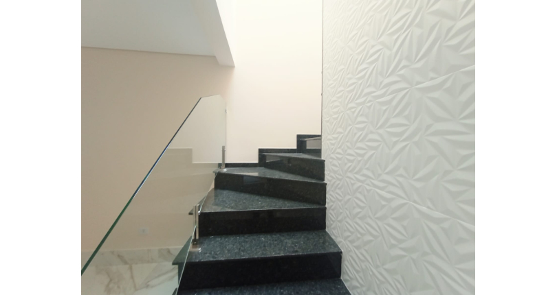  Sobrado novo à venda no Jardim Marisa na Rua Avelino Ginjo 204, 