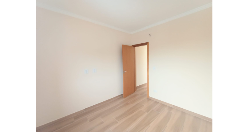  Sobrado novo à venda no Jardim Marisa na Rua Avelino Ginjo 204, 