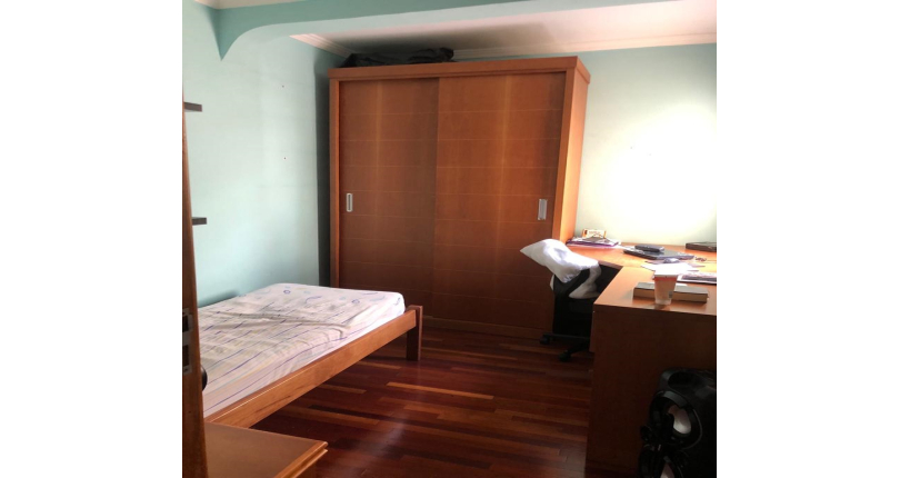 Belo Sobrado à venda na Vila Guedes na Rua Carolina Guedes, 