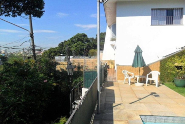  Sobrado à venda na Vila Pereira Cerca na Rua Visconde Cavalcanti com 4 dormitórios