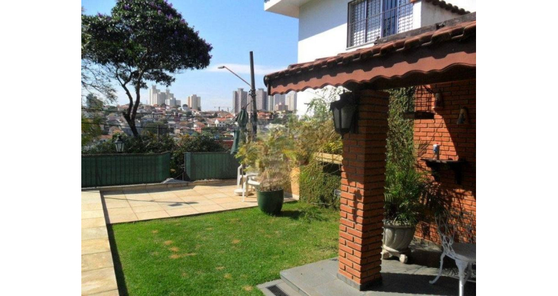  Sobrado à venda na Vila Pereira Cerca na Rua Visconde Cavalcanti com 4 dormitórios