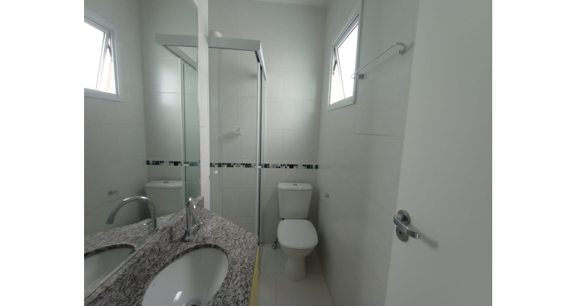 LINDO Sobrado à venda na Vila Mangalot na Rua Jose Ataliba Ortiz 834, no Condomínio Boulevard Park