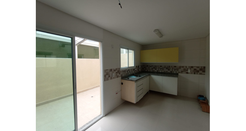 LINDO Sobrado à venda na Vila Mangalot na Rua Jose Ataliba Ortiz 834, no Condomínio Boulevard Park