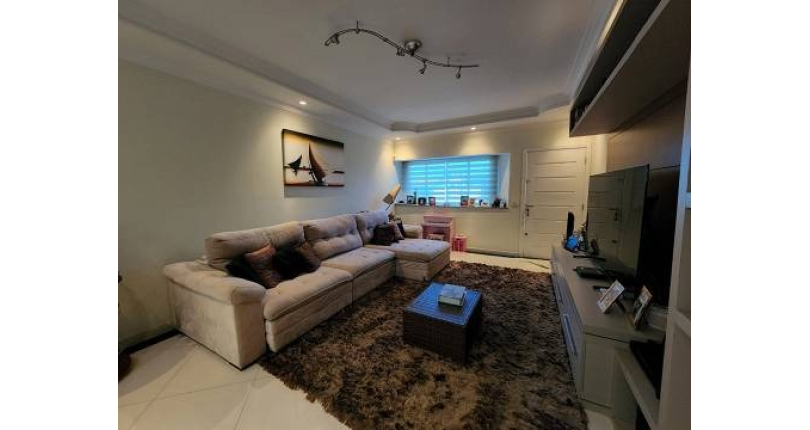 LINDO Sobrado á venda no Parque São Domingos na Rua Paulo Felipetti