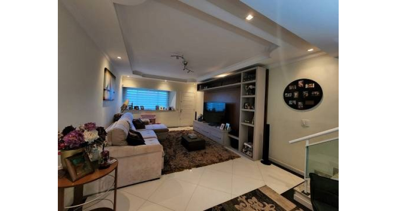 LINDO Sobrado á venda no Parque São Domingos na Rua Paulo Felipetti