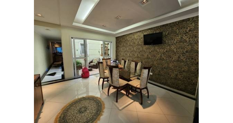 LINDO Sobrado á venda no Parque São Domingos na Rua Paulo Felipetti