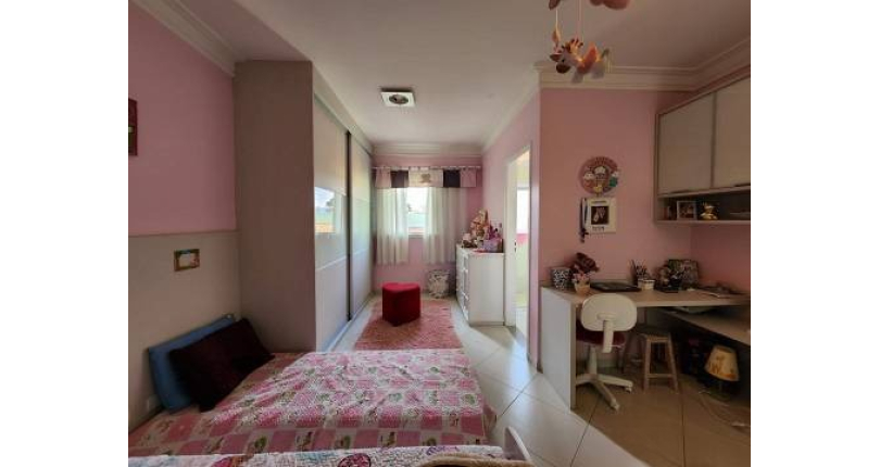 LINDO Sobrado á venda no Parque São Domingos na Rua Paulo Felipetti