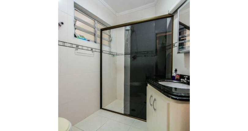 LINDO Sobrado à venda no Parque Maria Domitila na Rua Monsenhor Castro Nery com 4 dormitórios