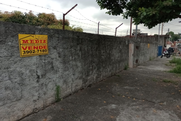 Terreno à venda no Jardim Mutinga na Rua Gustavo de Lacerda