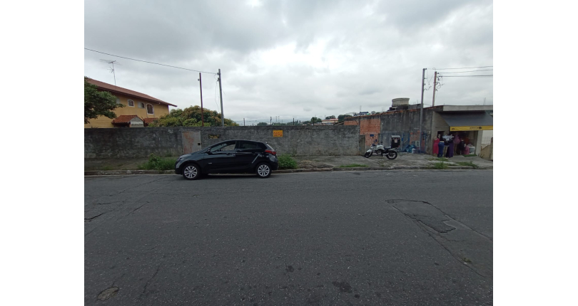 Terreno à venda no Jardim Mutinga na Rua Gustavo de Lacerda