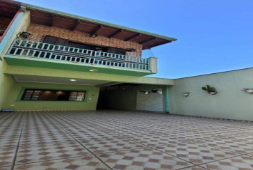 Sobrado à venda em Pirituba na Rua Drosera, com 3 dormitórios,