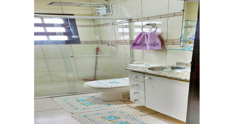 Sobrado à venda em Pirituba na Rua Drosera, com 3 dormitórios,