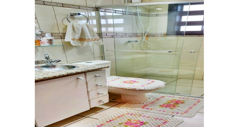 Sobrado à venda em Pirituba na Rua Drosera, com 3 dormitórios,