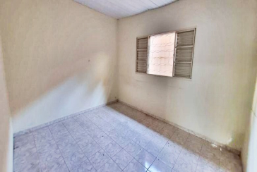 Casa à venda no Jardim Santa Lucrécia na Rua Guiomar Novaes,