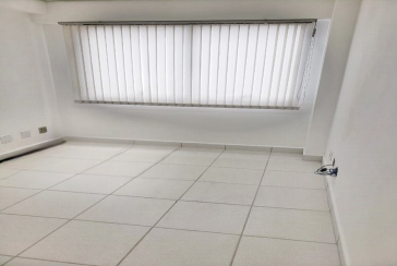 Ótima Sala Comercial à venda na Lapa na Rua Antônio Raposo,