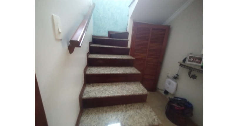 Sobrado á venda no Parque São Domingos na Rua Professora Altina Maynard de Araújo