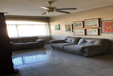 Sobrado á venda no Jardim Santo Elias na Rua Benedito da Fonseca Rondon