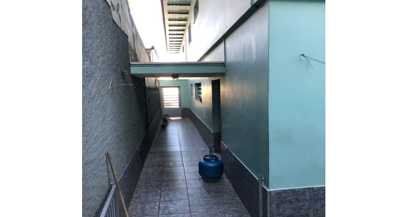 Sobrado á venda no Jardim Santo Elias na Rua Benedito da Fonseca Rondon