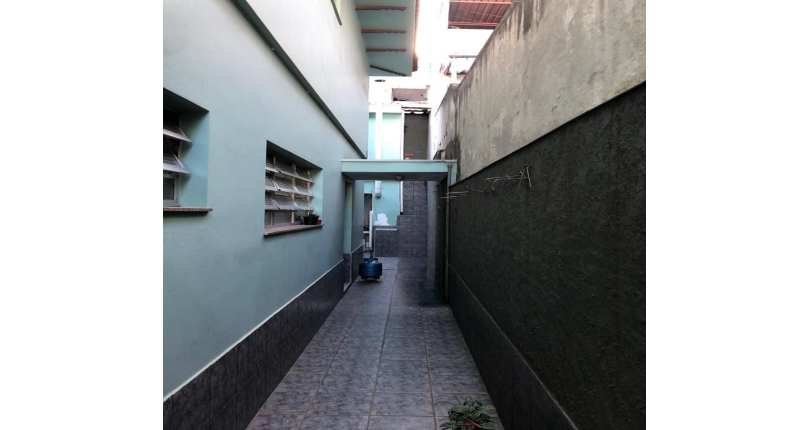 Sobrado á venda no Jardim Santo Elias na Rua Benedito da Fonseca Rondon