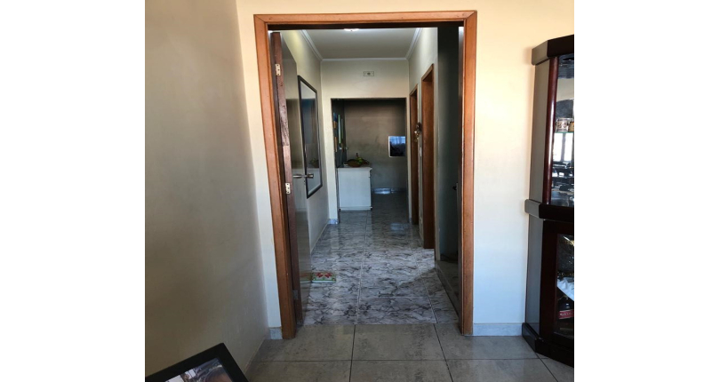 Sobrado á venda no Jardim Santo Elias na Rua Benedito da Fonseca Rondon