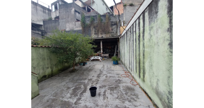 Sobrado à venda na Mutinga (Osasco) na Rua Otávio Schianti