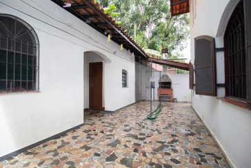 Casa à venda na Vila Fiat Lux na Rua General Alencastro Guimarães