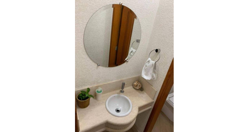 Sobrado à venda no Parque São Domingos na Rua Professor Aguinaldo Simões