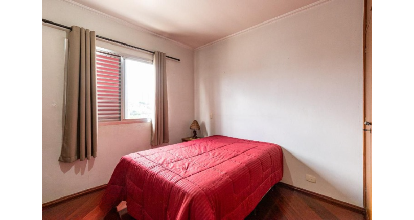 Sobrado à Venda no Parque São Domingos na Rua Professora Altina Maynardi de Araújo