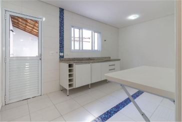 Belíssimo Sobrado à venda na Vila Jaguará na Rua Artur Orlando, 