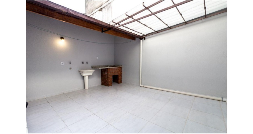 Belíssimo Sobrado à venda na Vila Jaguará na Rua Artur Orlando, 