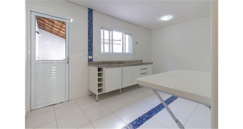 Belíssimo Sobrado à venda na Vila Jaguará na Rua Artur Orlando, 