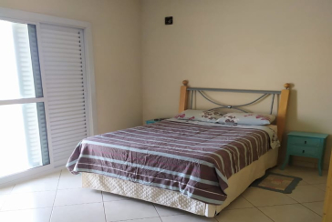 Belíssimo Sobrado à venda no Conjunto Residencial Jardim Canaã na Rua Santaluz,