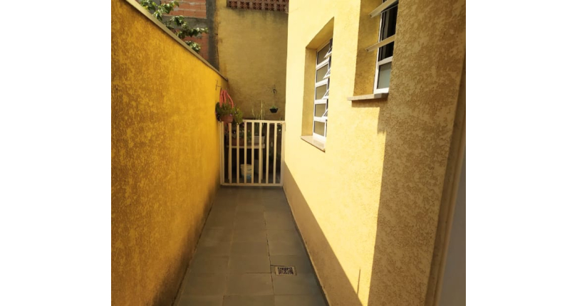 Belíssimo Sobrado à venda no Conjunto Residencial Jardim Canaã na Rua Santaluz,