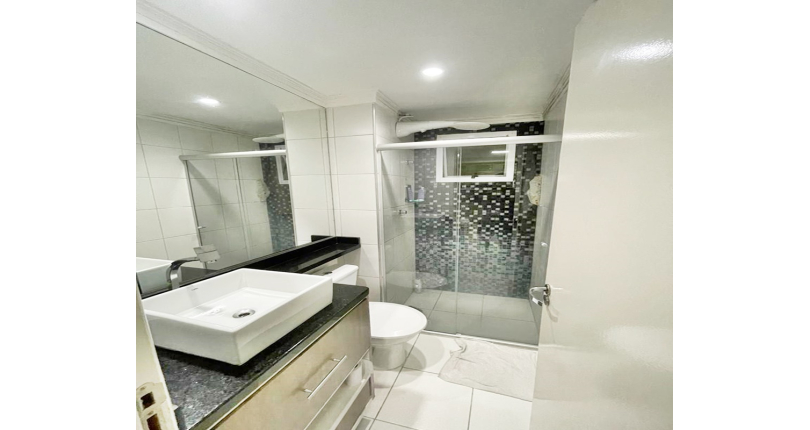 Lindo Apartamento à venda no Jaraguá na Avenida Amador Aguiar 530, no Condomínio Melrose